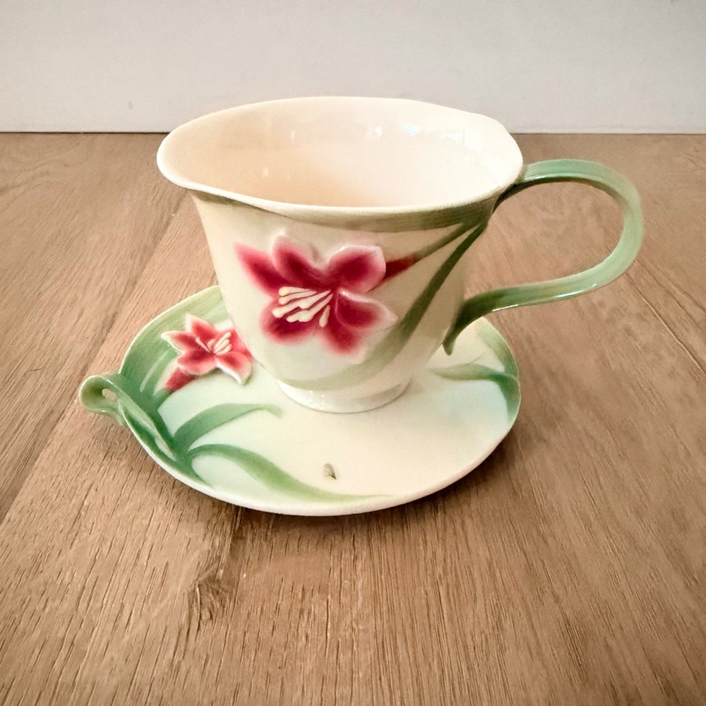 FRANZ Collection Porcelain Lily‎ Autumn Leaf Cup and Saucer Set FZ00032 AS IS